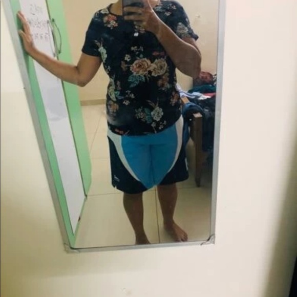 Floral Print Rolled Cuff Top - Picture 3 of 7